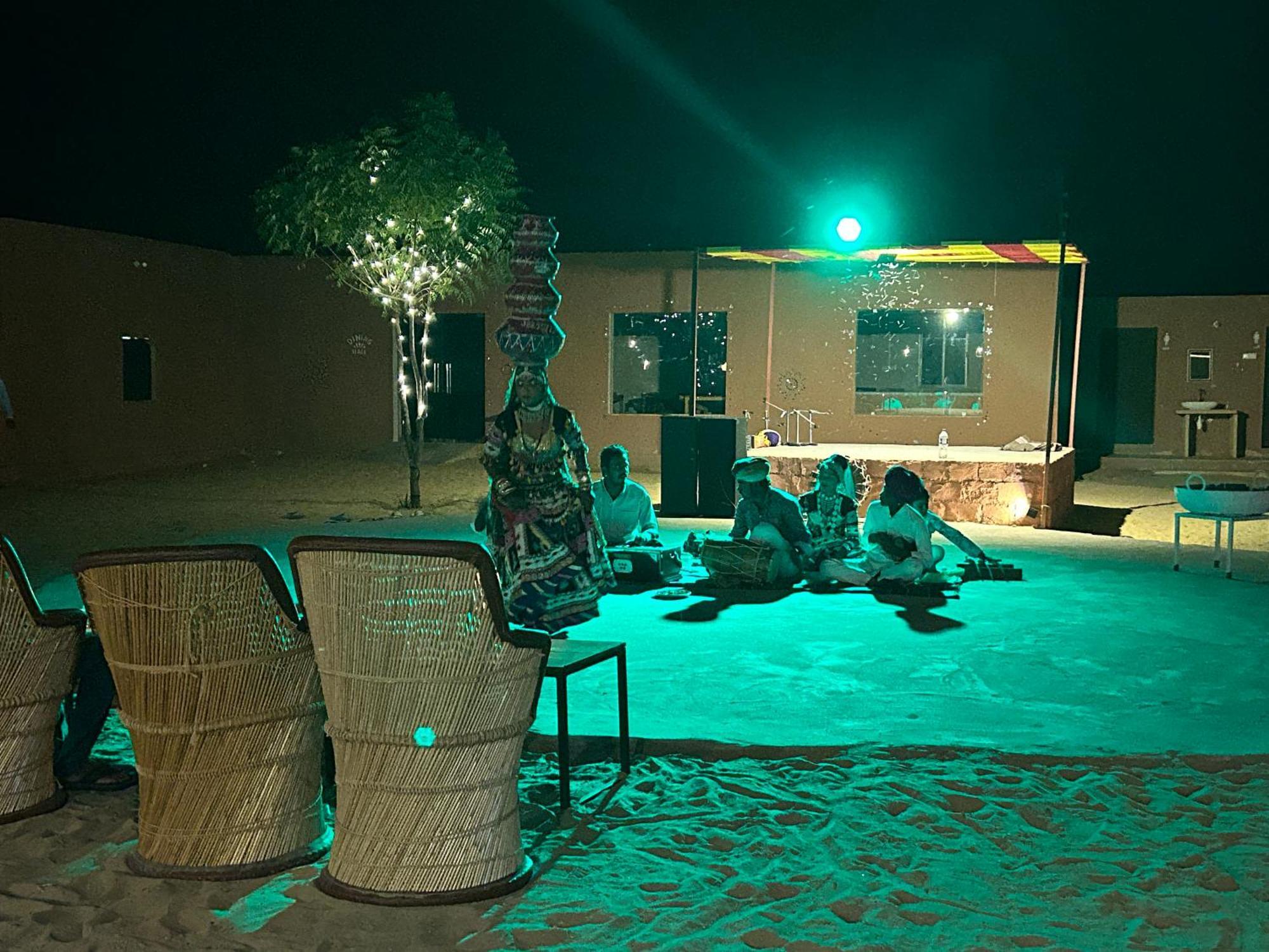 Sunny Desert Camp Kūri Exterior foto