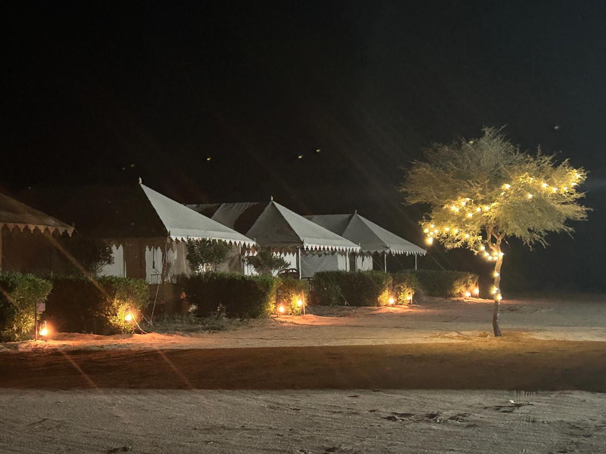 Sunny Desert Camp Kūri Exterior foto
